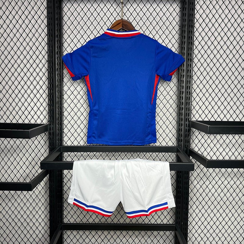 Kit infantil - França  24/25